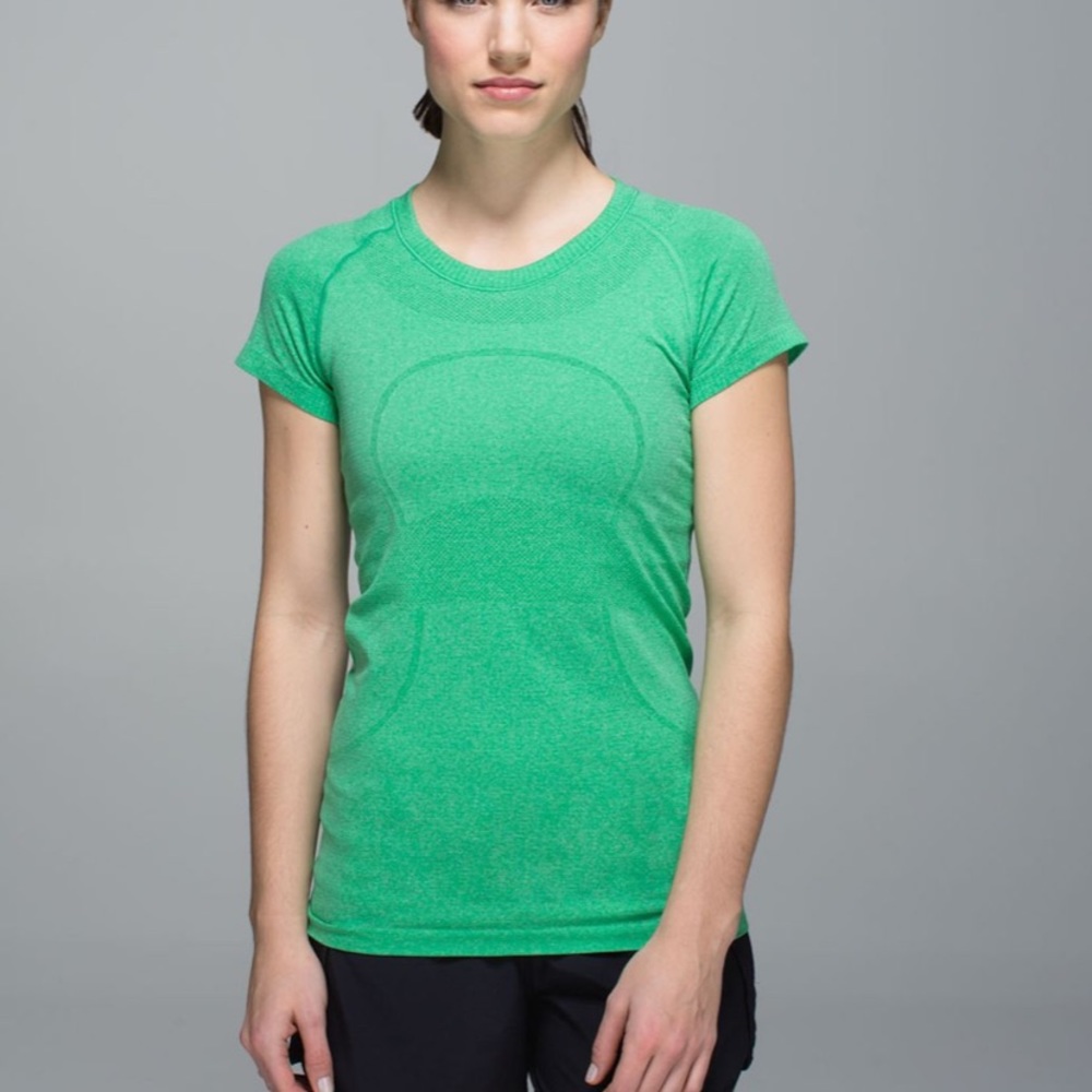 Lululemon Swiftly tech green top